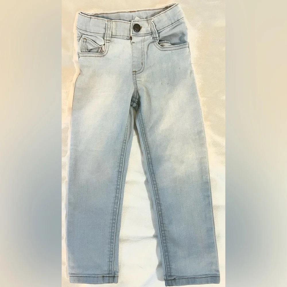 5 Pair BUNDLE!! Girls Jeans size 4 Toddler Jumping Beans
Garanimals Lee Baby Gap - Picture 4 of 13